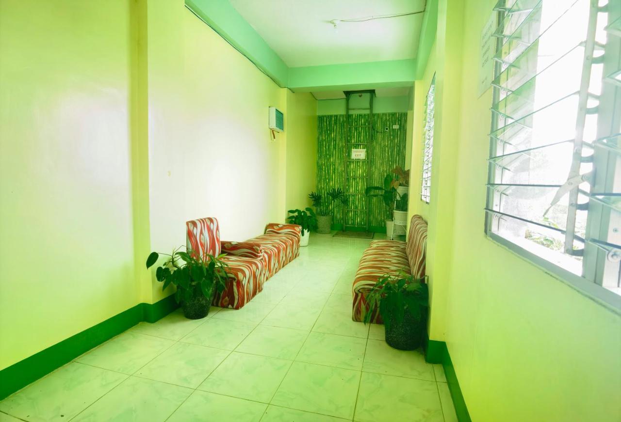 Reddoorz At D128 Lodge Cagayan Valley Tuguegarao by Eksteriør bilde