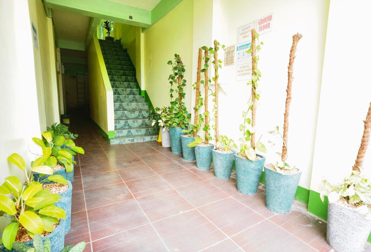 Reddoorz At D128 Lodge Cagayan Valley Tuguegarao by Eksteriør bilde